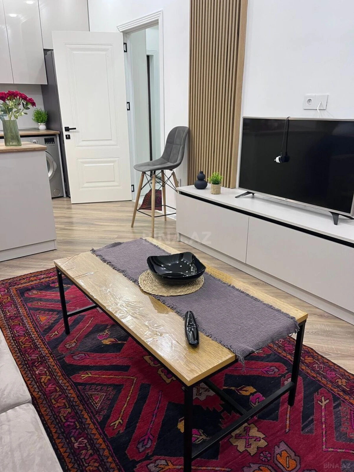 Kirayə verilir 2 otaqlı mənzil 60 m²