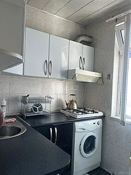 Kirayə verilir 2 otaqlı mənzil 50 m²