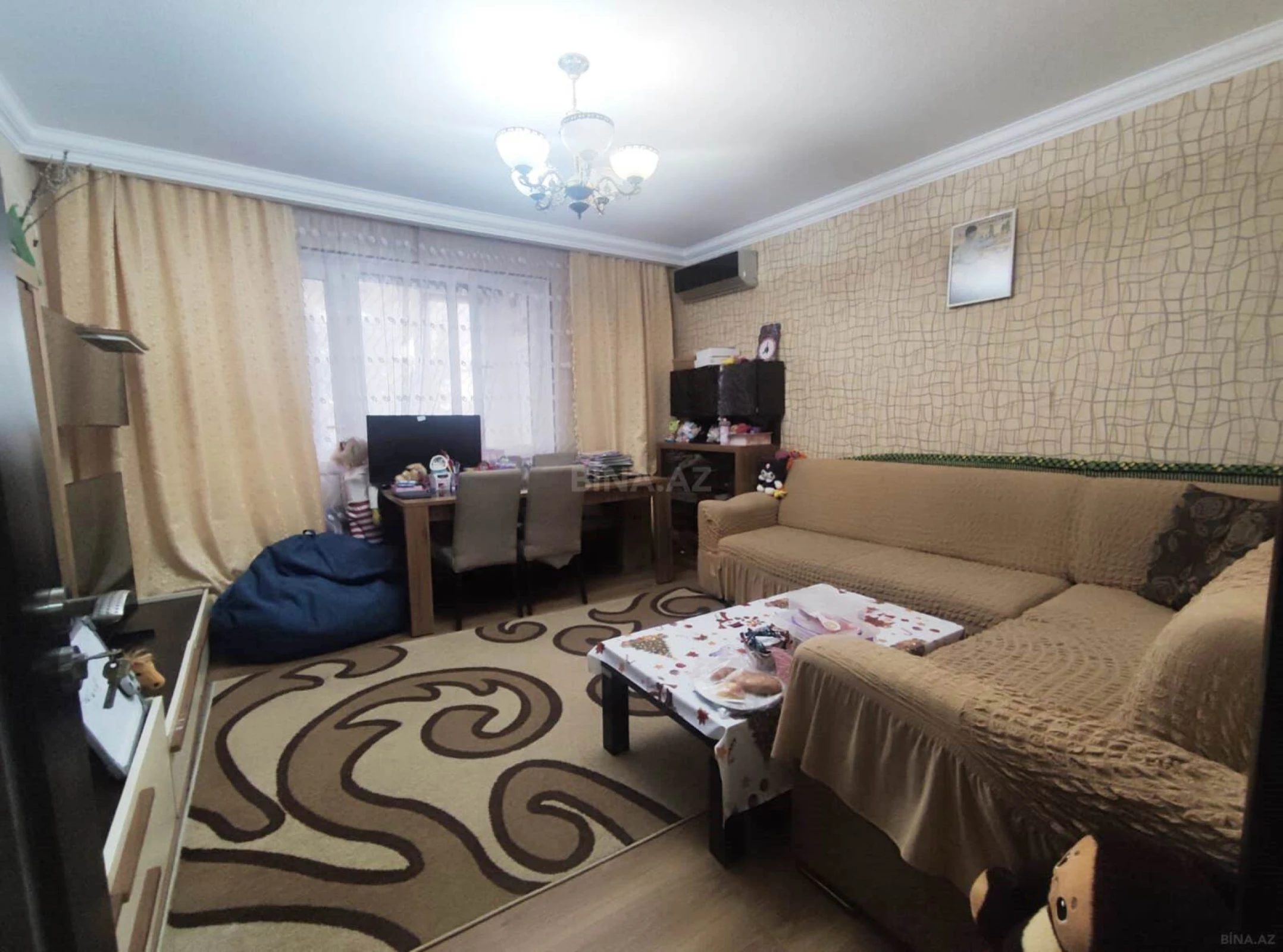 Satılır 2 otaqlı mənzil 60 m²