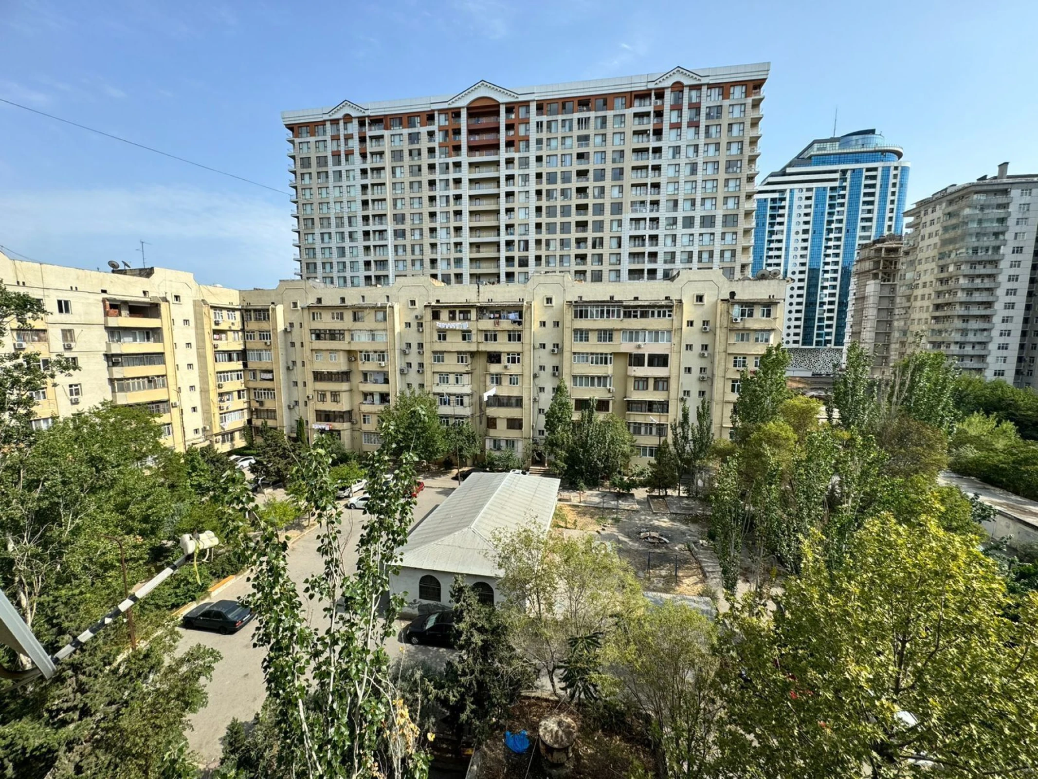 Satılır 2 otaqlı mənzil 60 m²