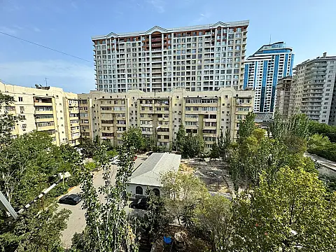 Satılır 2 otaqlı mənzil 60 m² — Bakı, Xətai 2 otaq 60.00 m²