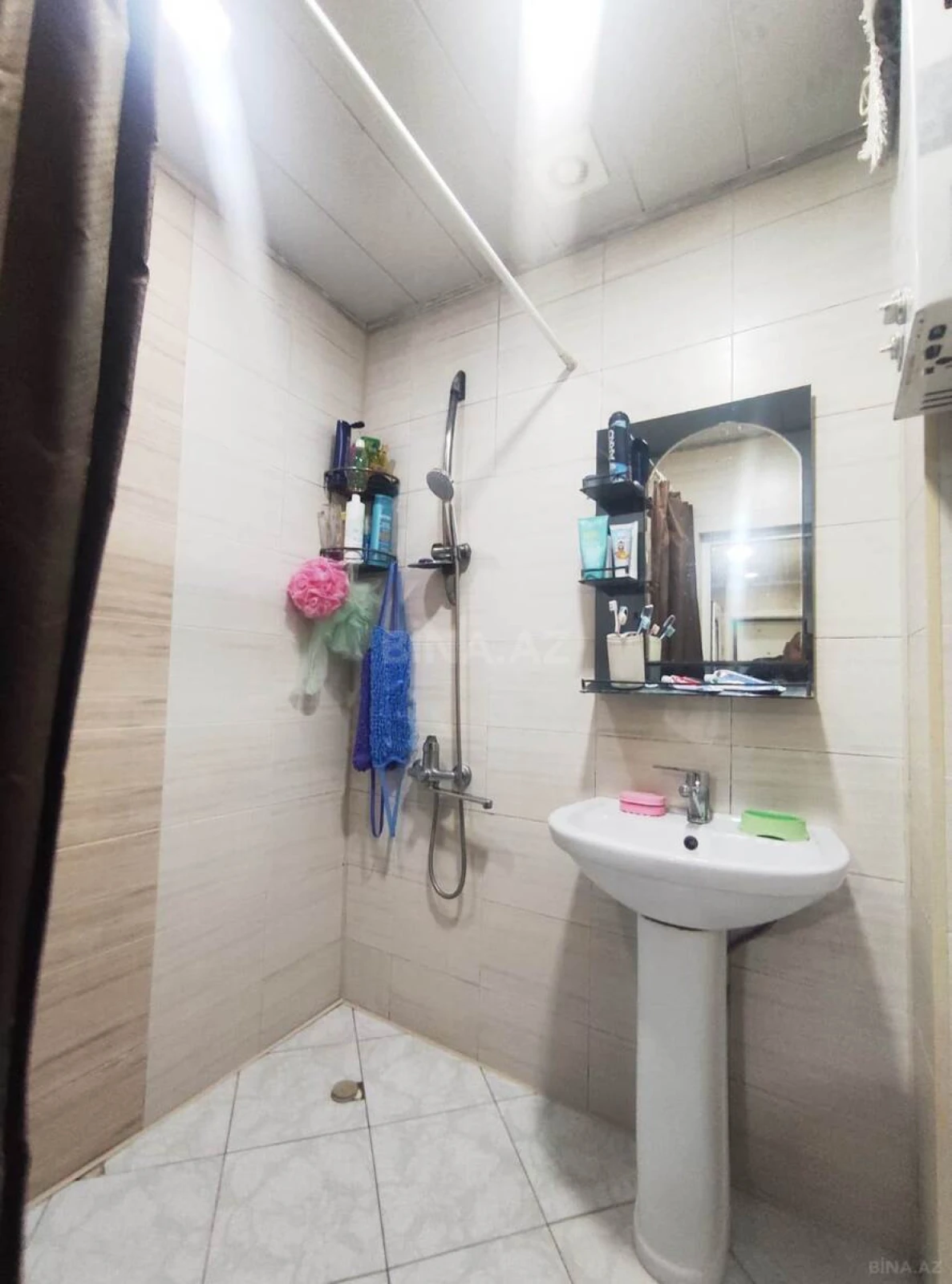 Satılır 2 otaqlı mənzil 60 m²