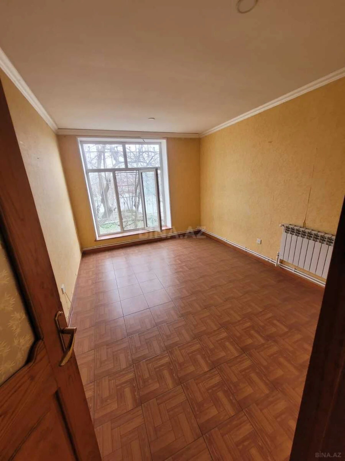 Satılır 13 otaqlı həyət evi 480 m²