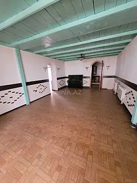 Satılır 13 otaqlı həyət evi 480 m²