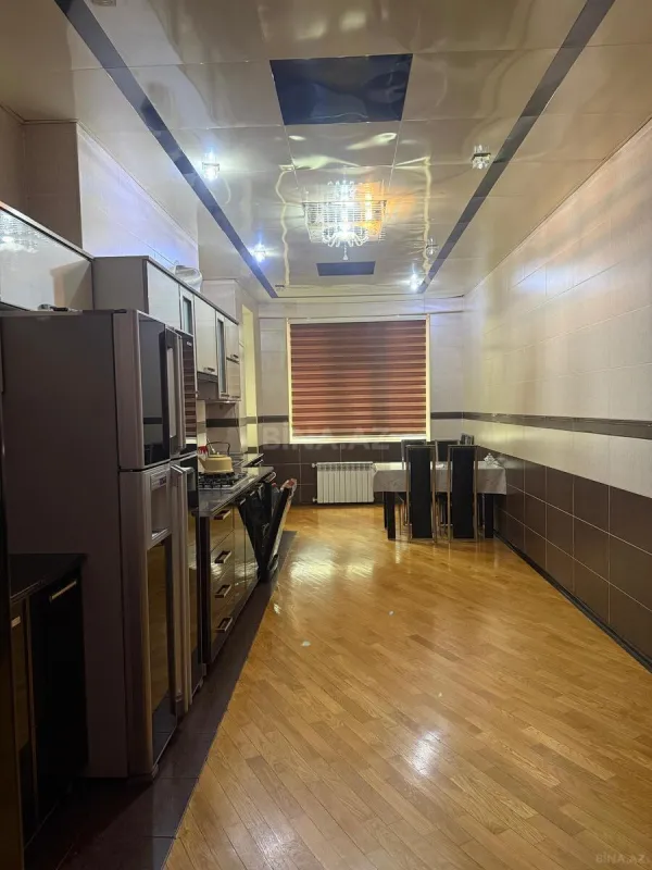 Kirayə verilir 4 otaqlı mənzil 160 m²