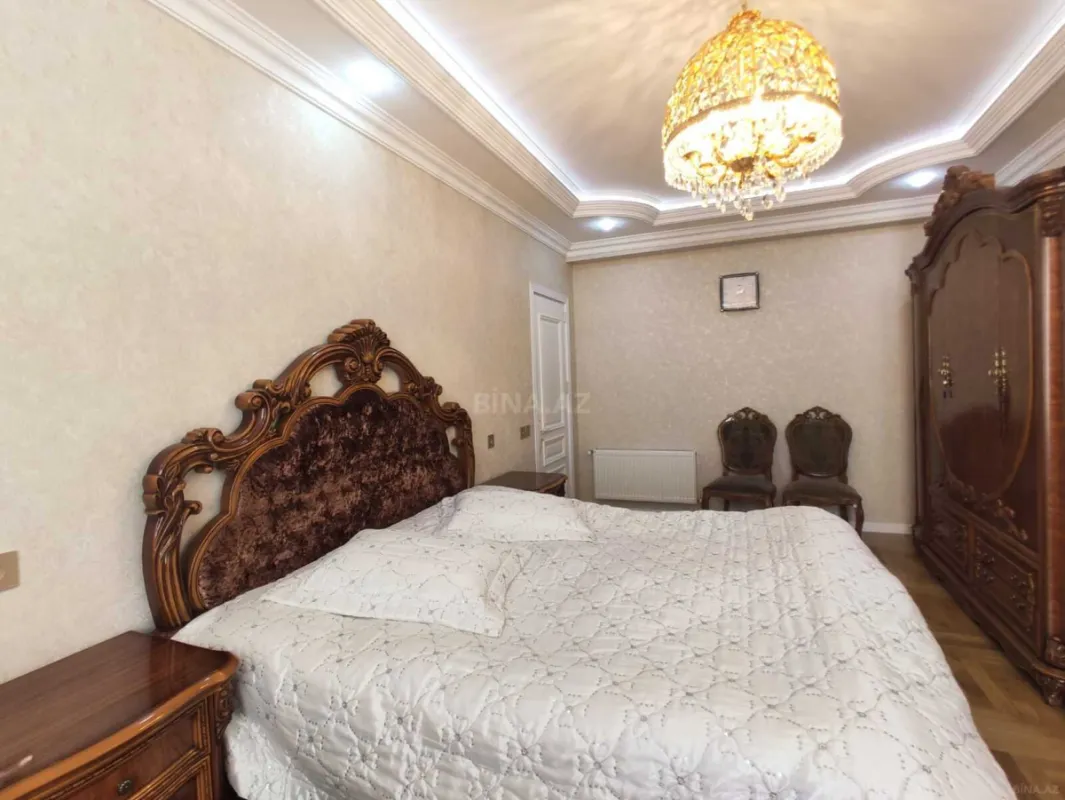 Kirayə verilir 3 otaqlı mənzil 115 m²