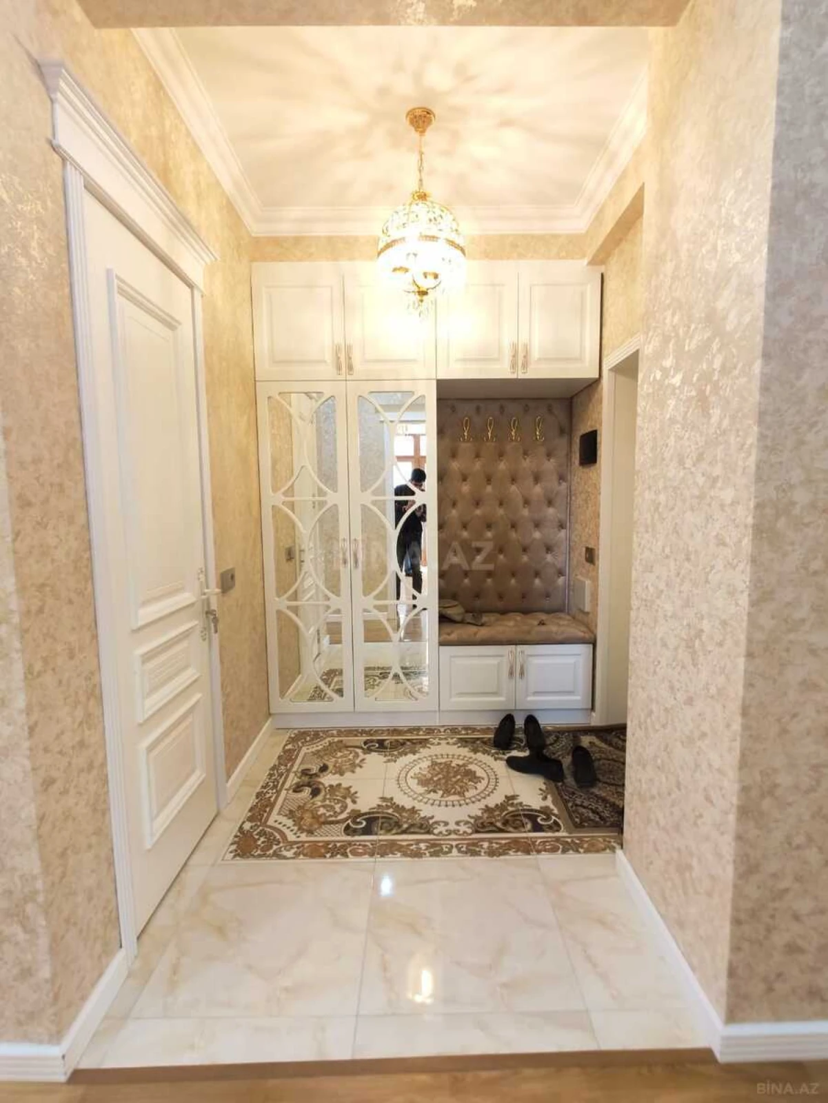 Kirayə verilir 3 otaqlı mənzil 115 m²