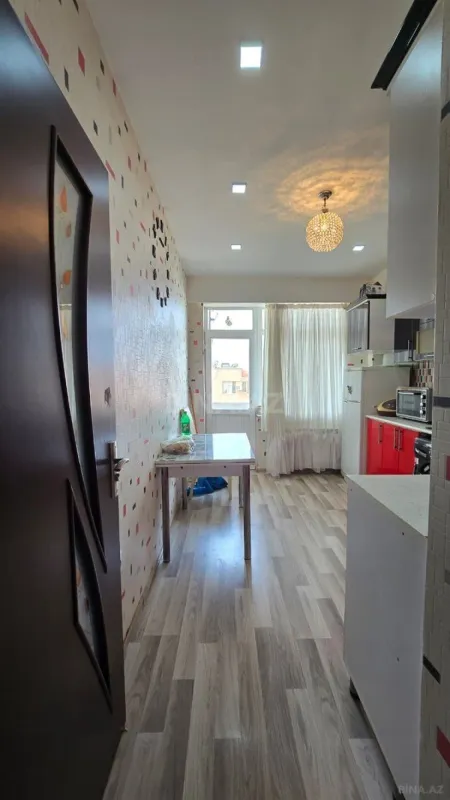 Satılır 3 otaqlı mənzil 83 m²