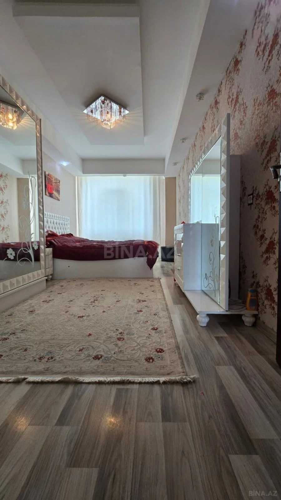 Satılır 3 otaqlı mənzil 83 m²