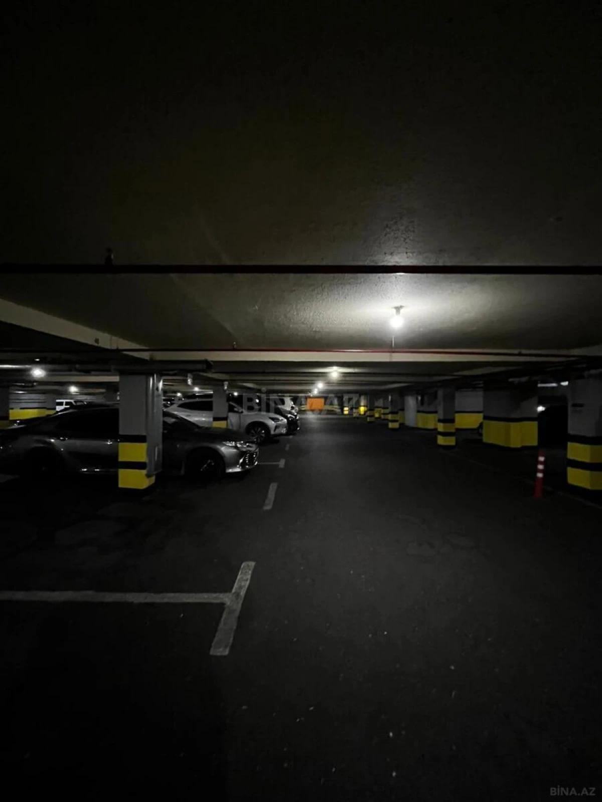 Kirayə verilir 2 otaqlı mənzil 65 m²