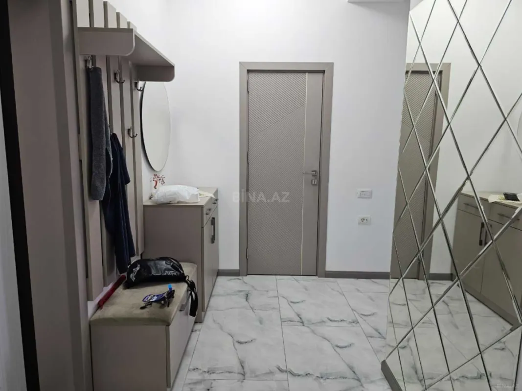 Kirayə verilir 2 otaqlı mənzil 100 m²