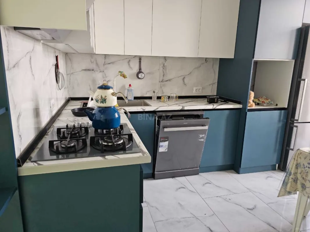 Kirayə verilir 2 otaqlı mənzil 100 m²