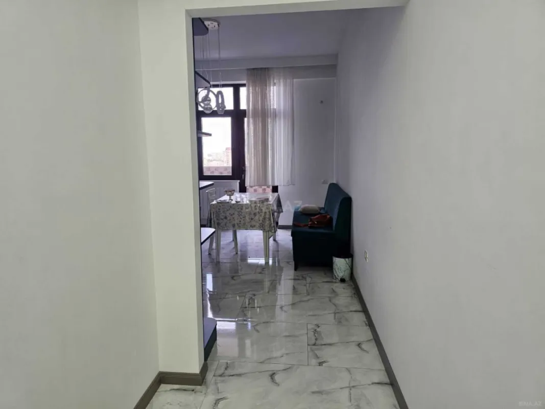 Kirayə verilir 2 otaqlı mənzil 100 m²