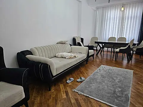 Kirayə verilir 2 otaqlı mənzil 100 m²