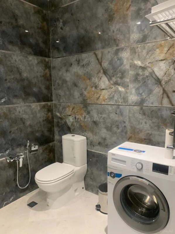 Kirayə verilir 3 otaqlı mənzil 105 m²