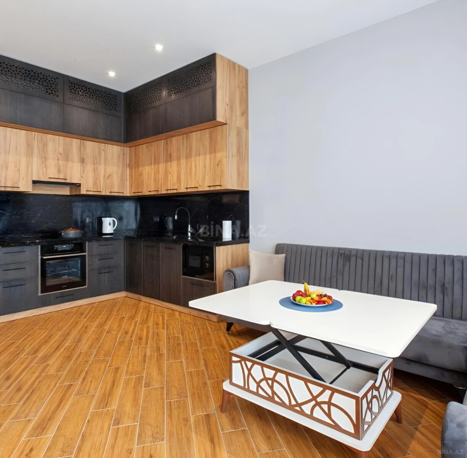 Kirayə verilir 3 otaqlı mənzil 105 m²