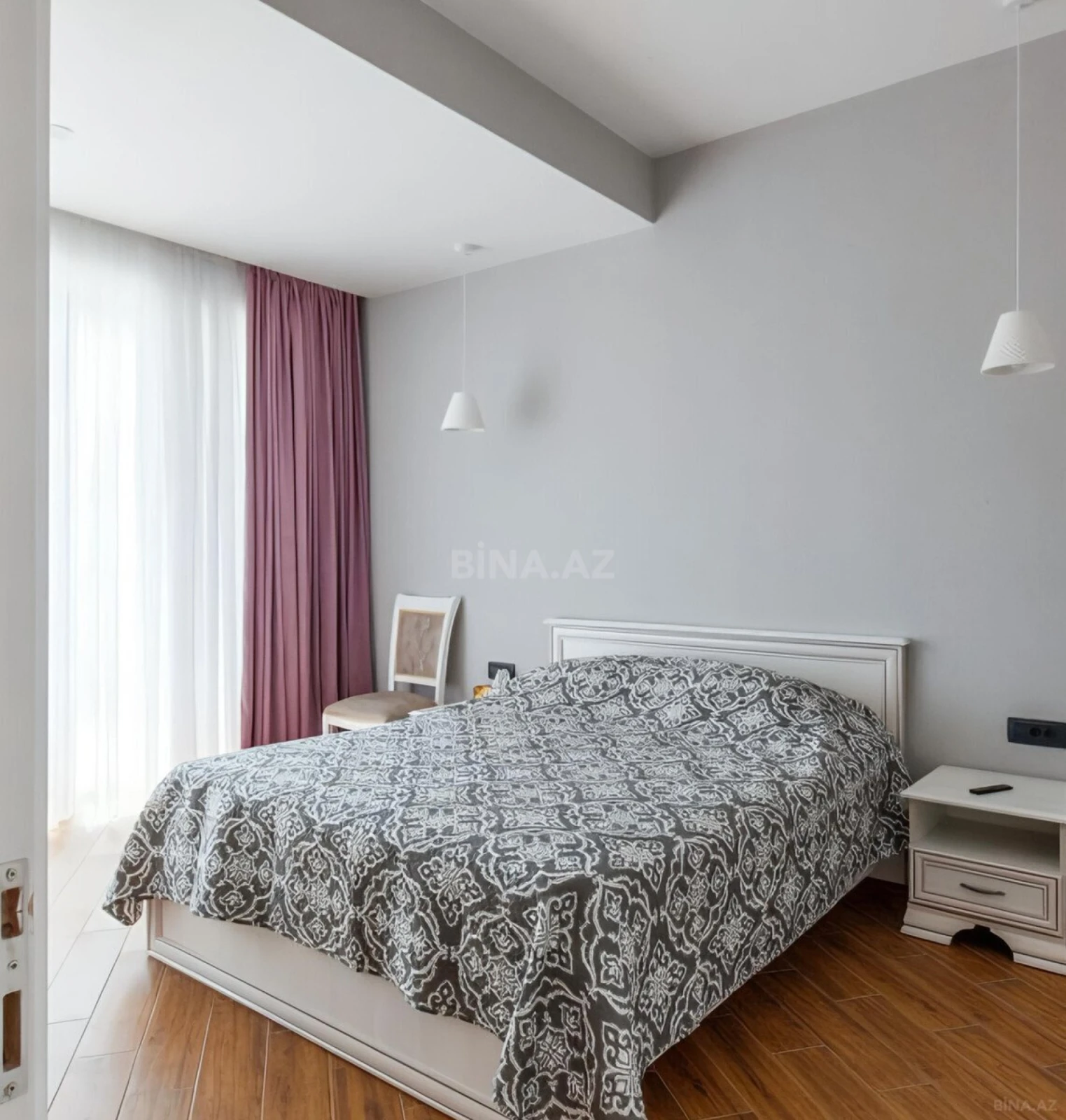 Kirayə verilir 3 otaqlı mənzil 105 m²