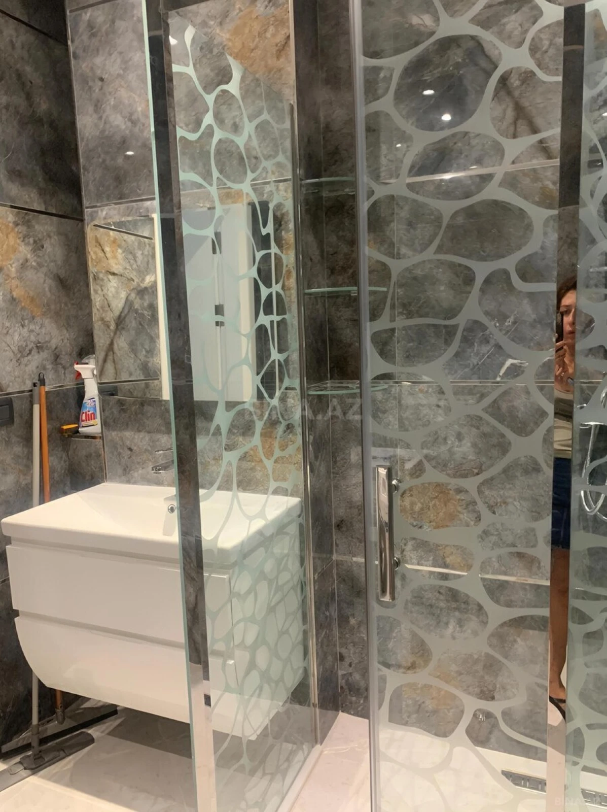 Kirayə verilir 3 otaqlı mənzil 105 m²