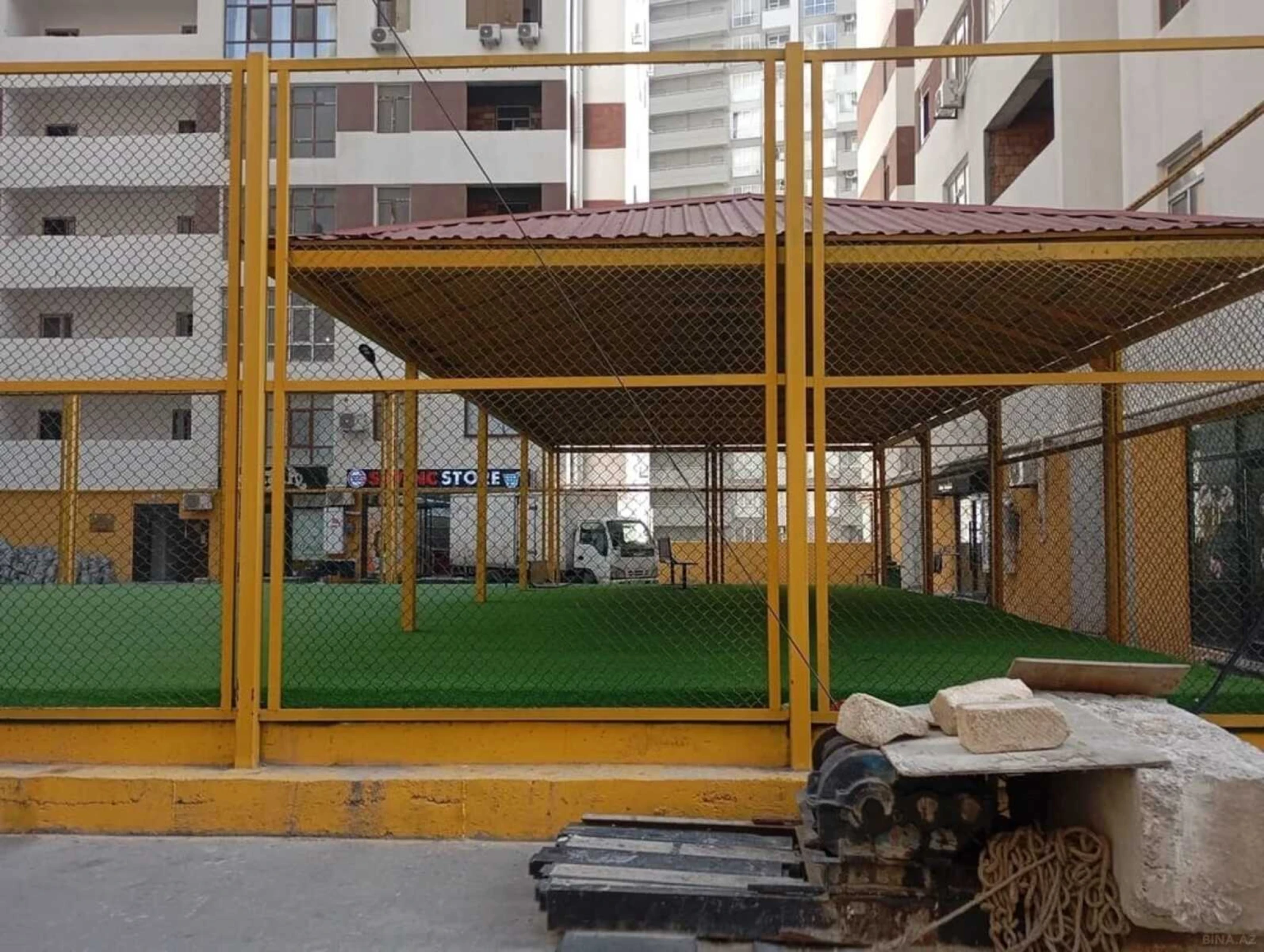 Satılır 3 otaqlı mənzil 114.9 m²