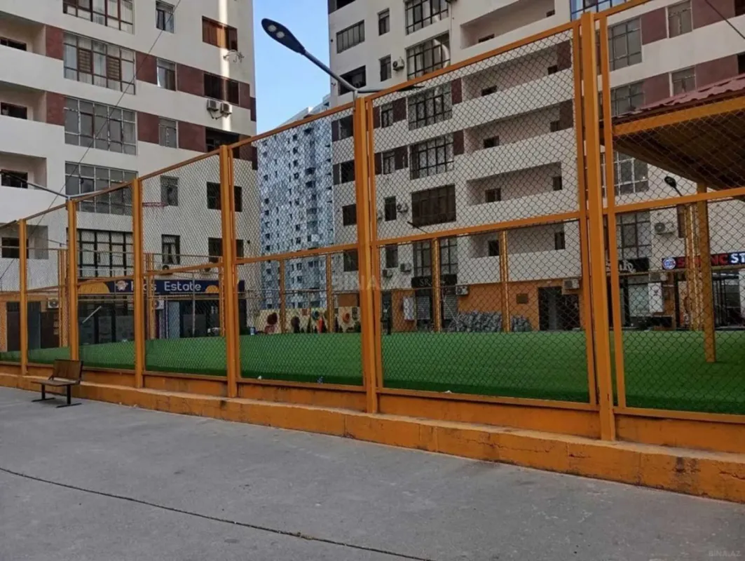 Satılır 3 otaqlı mənzil 114.9 m²