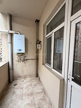 Satılır 2 otaqlı mənzil 63 m²