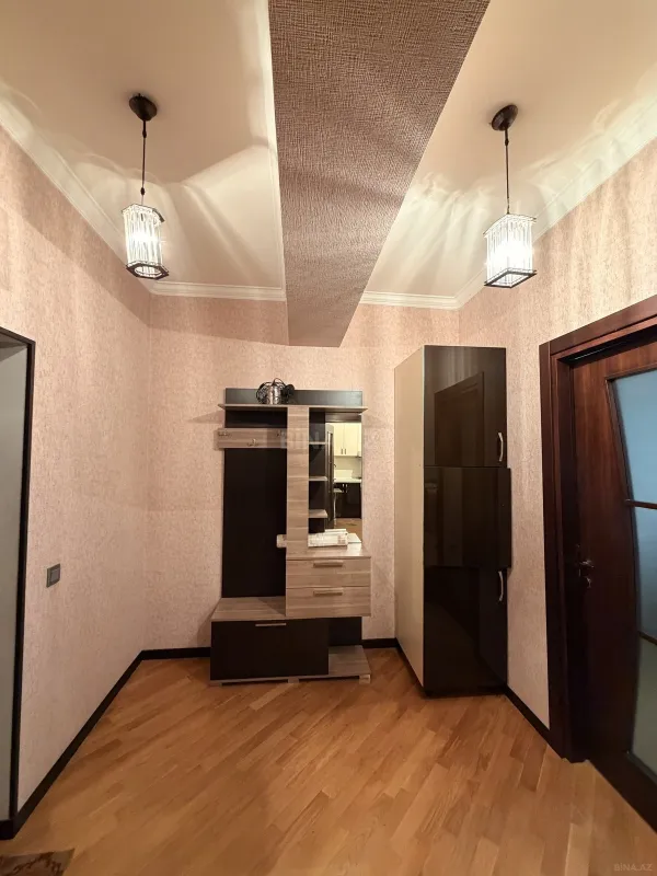 Satılır 2 otaqlı mənzil 63 m²