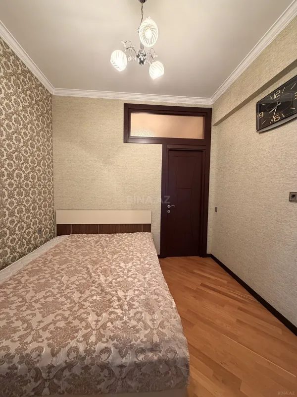 Satılır 2 otaqlı mənzil 63 m²