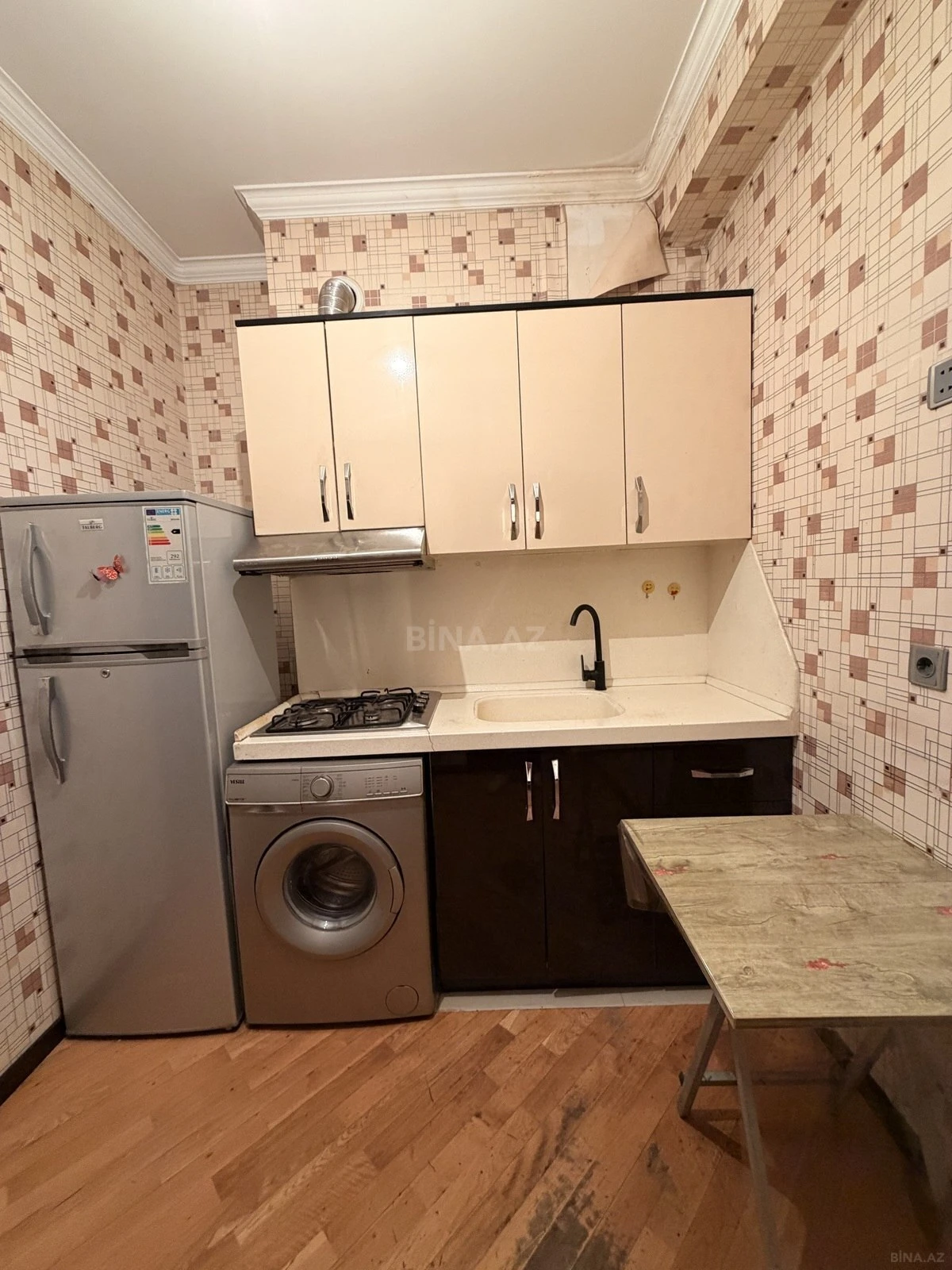 Satılır 2 otaqlı mənzil 63 m²