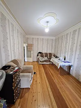 Satılır 2 otaqlı mənzil 60 m²