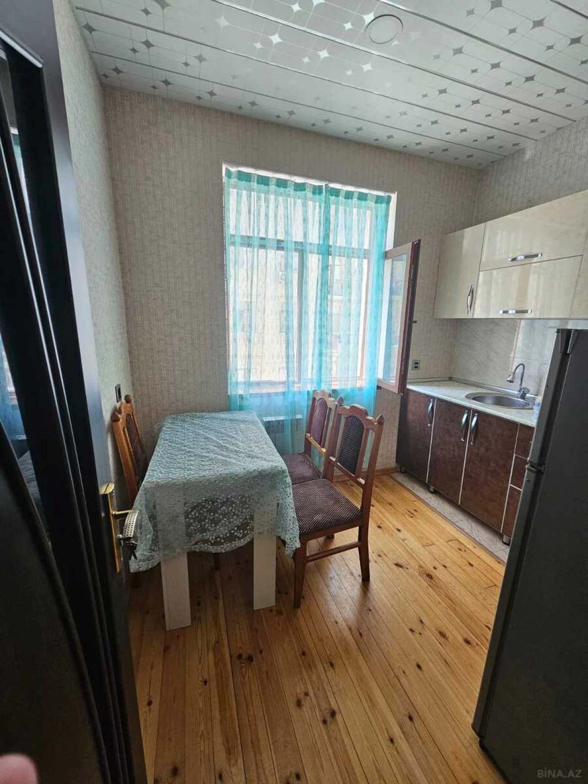 Kirayə verilir 1 otaqlı mənzil 40 m²