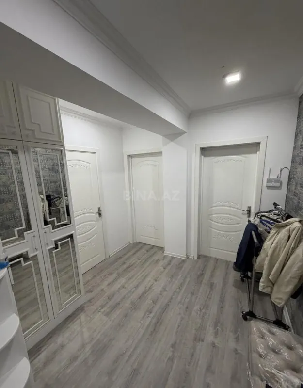Satılır 2 otaqlı mənzil 60 m²