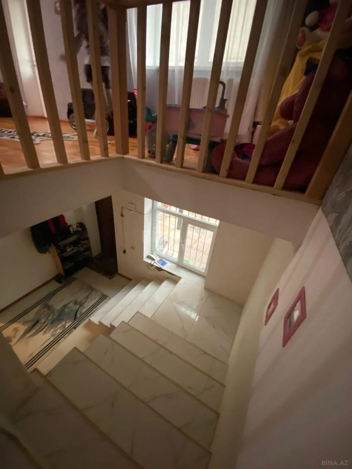 Satılır 4 otaqlı həyət evi 239 m²