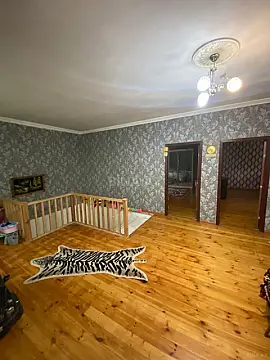 Satılır 4 otaqlı həyət evi 239 m²