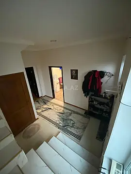 Satılır 4 otaqlı həyət evi 239 m²