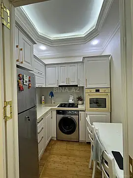 Satılır 2 otaqlı mənzil 72 m²