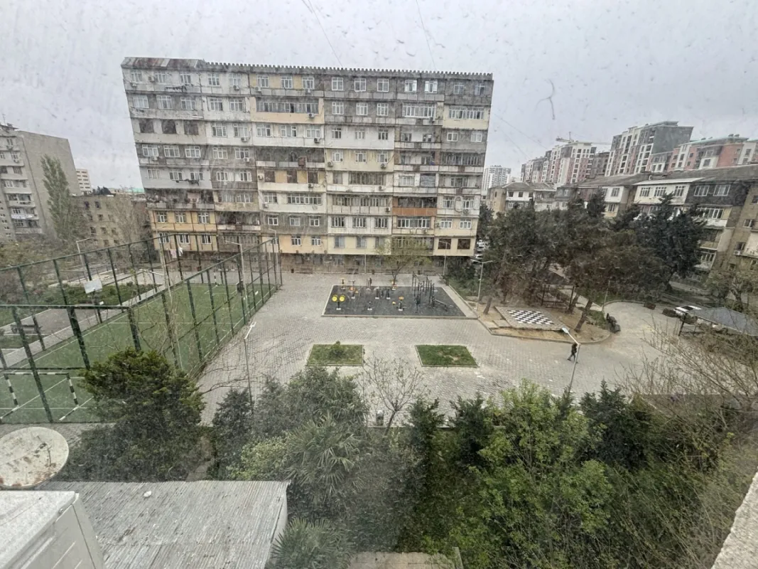 Kirayə verilir 3 otaqlı mənzil 82 m²
