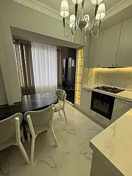 Kirayə verilir 3 otaqlı mənzil 82 m²