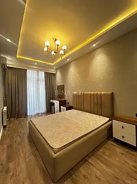 Kirayə verilir 2 otaqlı mənzil 80 m²