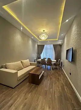 Kirayə verilir 2 otaqlı mənzil 80 m²