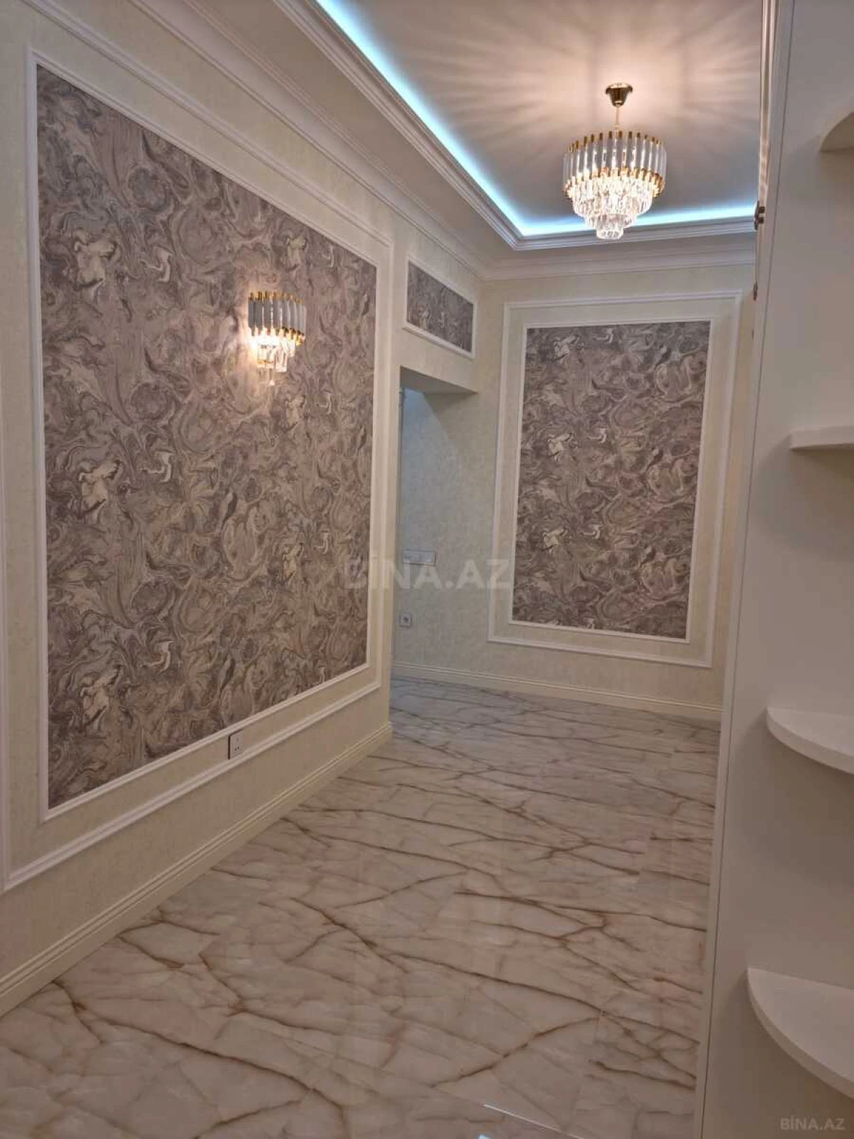 Kirayə verilir 2 otaqlı mənzil 120 m²