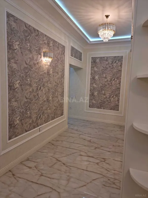 Kirayə verilir 2 otaqlı mənzil 120 m²