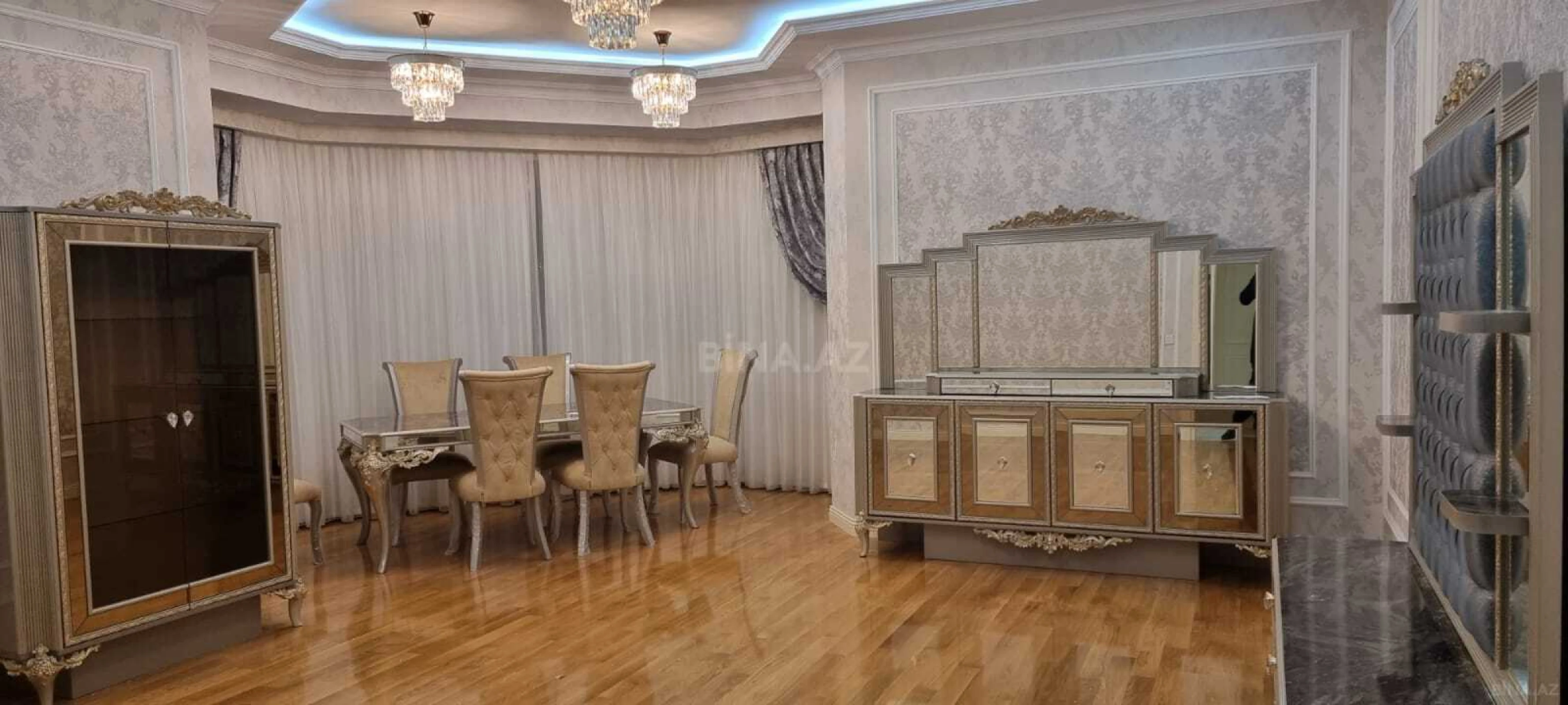 Kirayə verilir 2 otaqlı mənzil 120 m²