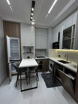 Kirayə verilir 2 otaqlı mənzil 70 m²