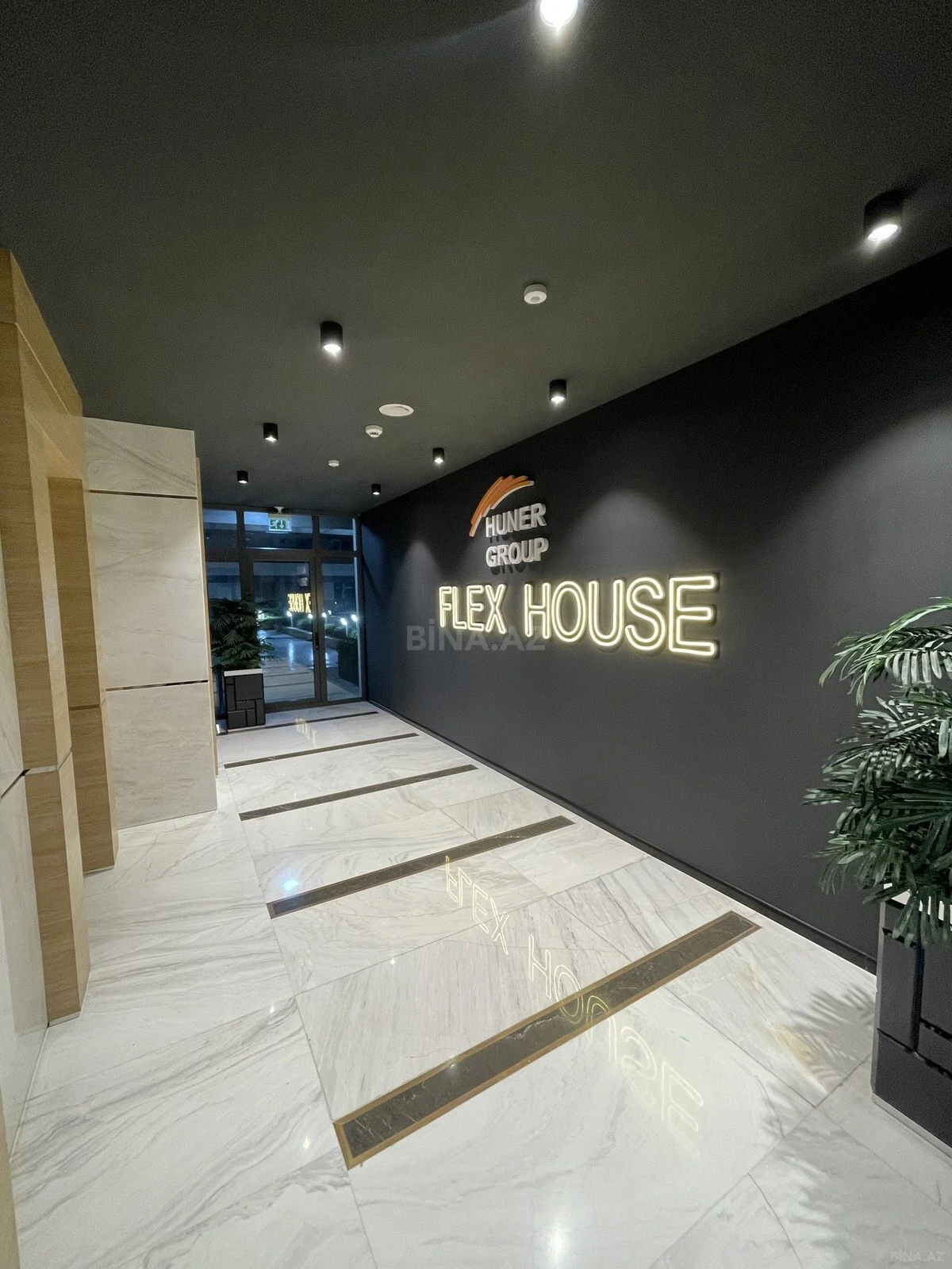 Kirayə verilir 2 otaqlı mənzil 70 m²