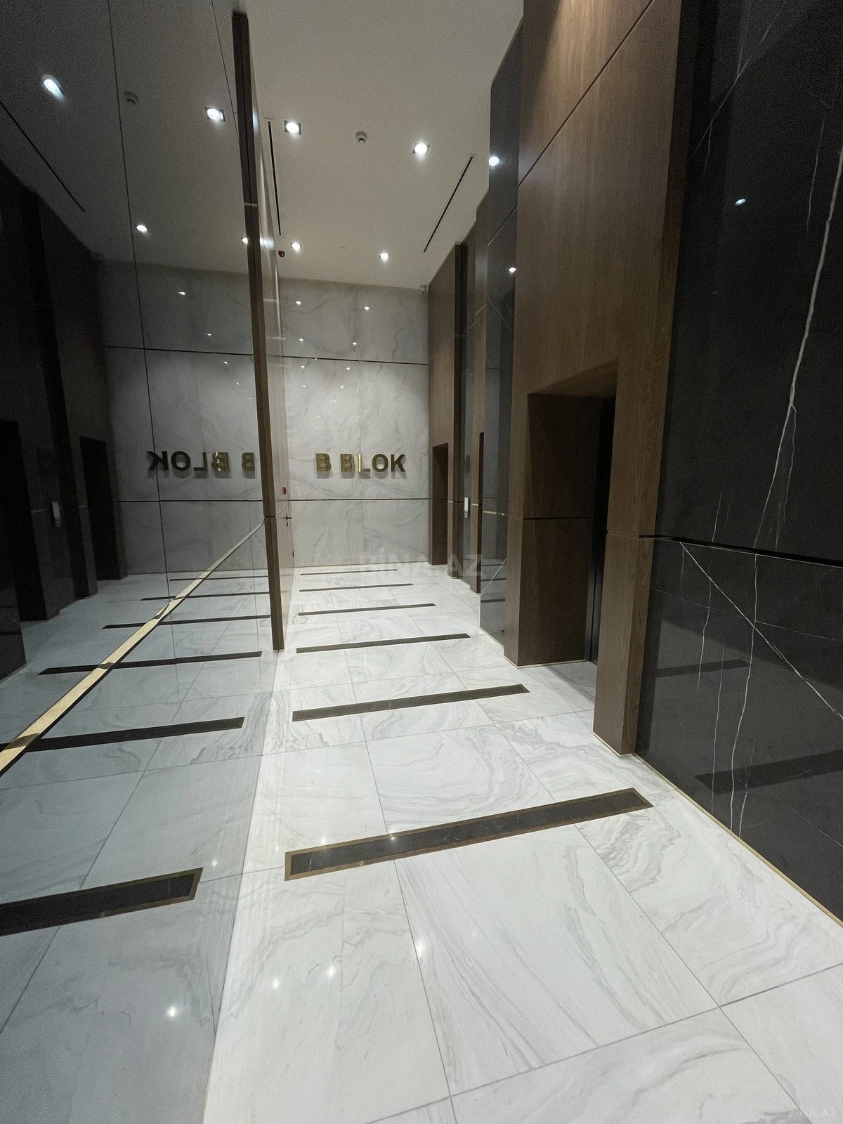 Kirayə verilir 2 otaqlı mənzil 70 m²