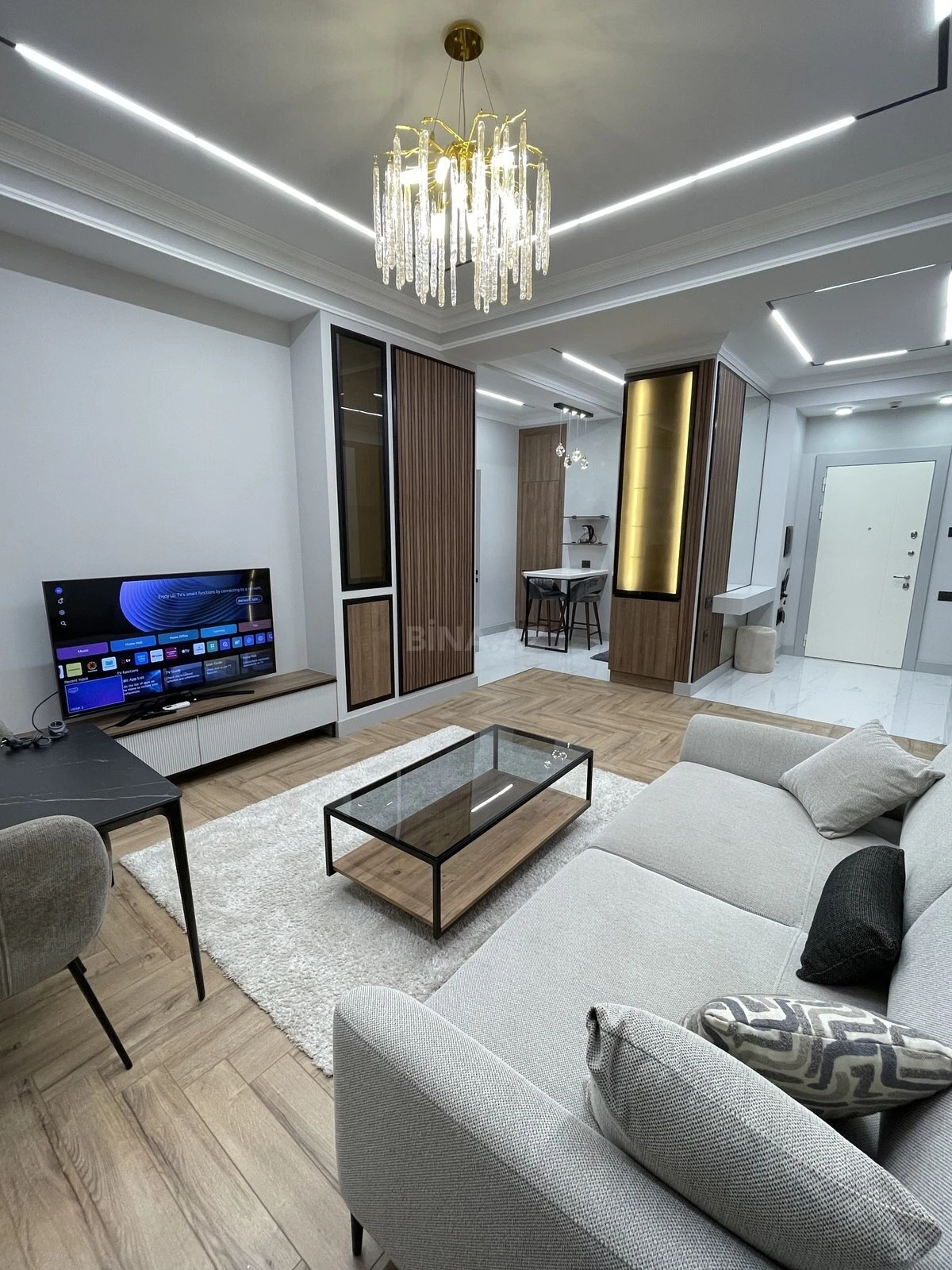 Kirayə verilir 2 otaqlı mənzil 70 m²