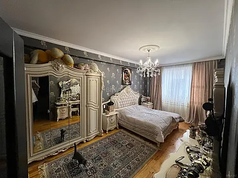 Satılır 3 otaqlı mənzil 96 m²