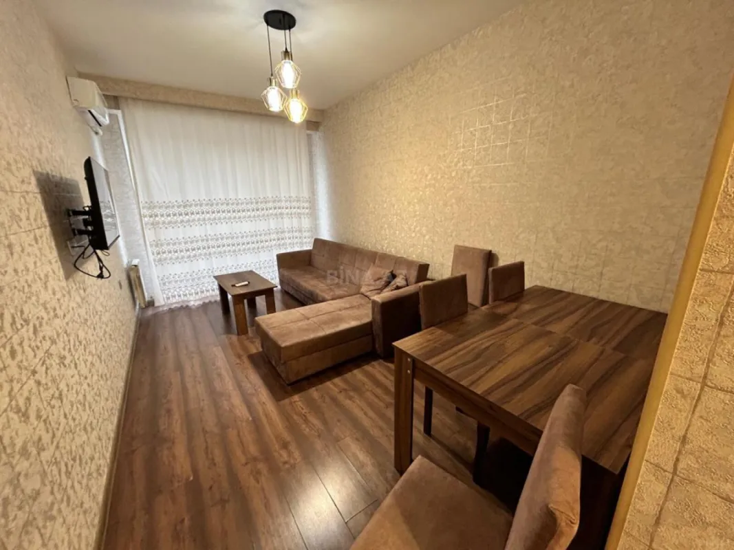 Kirayə verilir 2 otaqlı mənzil 50 m²