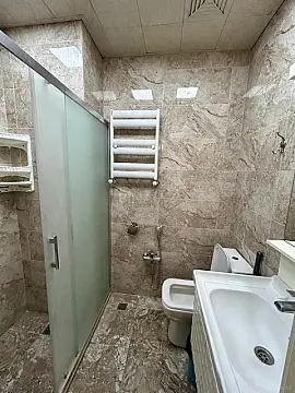 Kirayə verilir 2 otaqlı mənzil 50 m²