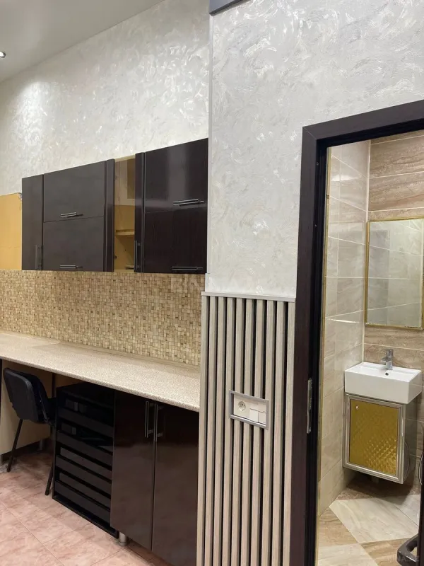 Kirayə verilir 2 otaqlı ofis 100 m²